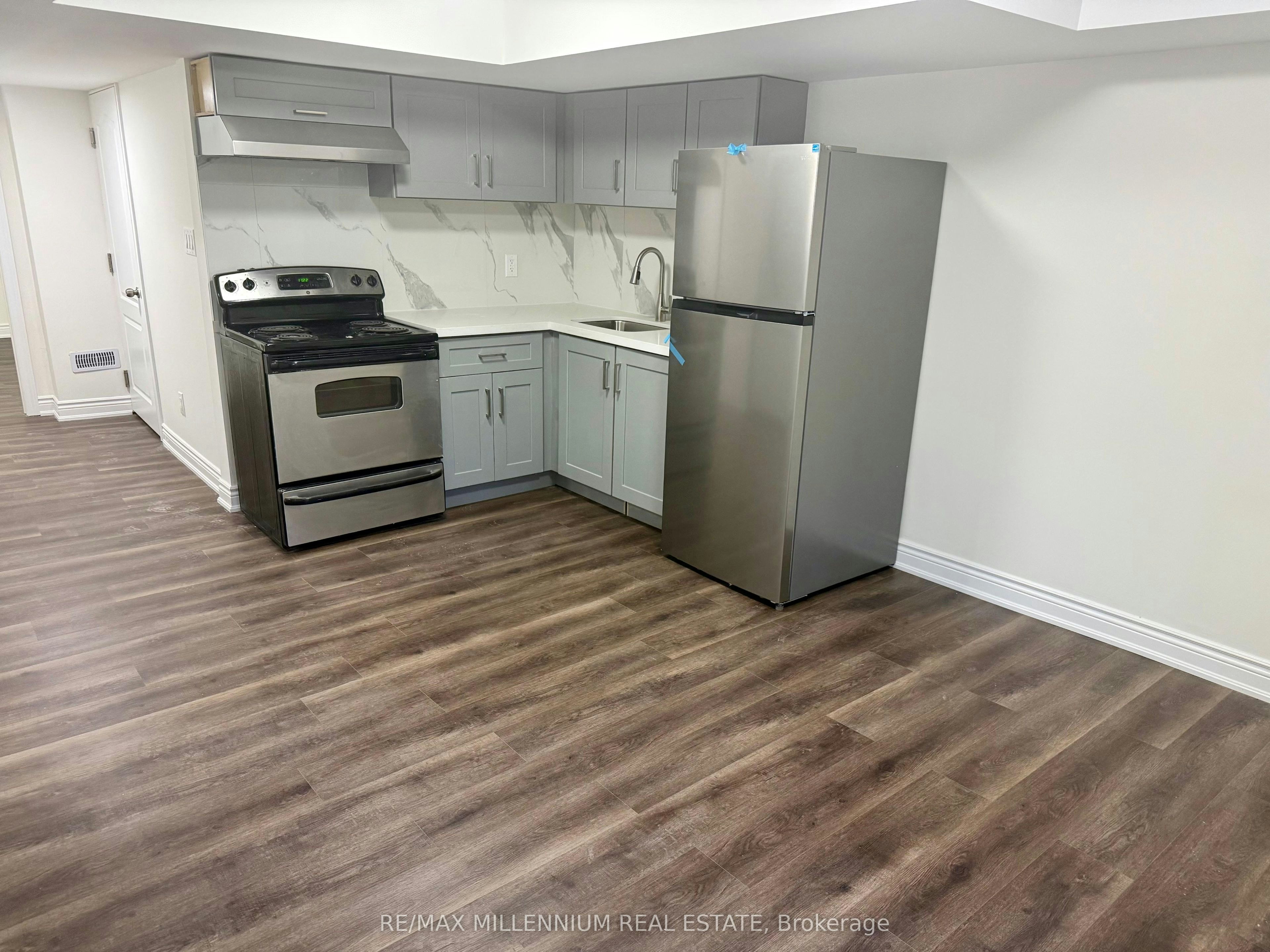 Bsmt-1527 Princelea Place, Mississauga, ON, L5M 3N9