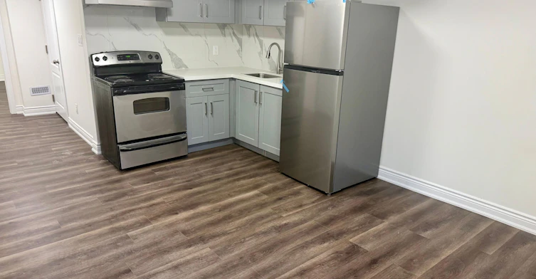 Bsmt-1527 Princelea Place, Mississauga, ON, L5M 3N9