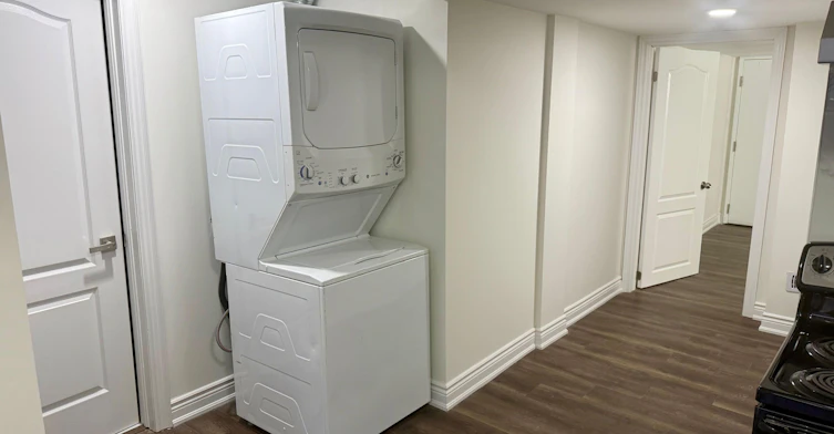 Bsmt-1527 Princelea Place, Mississauga, ON, L5M 3N9 - 9