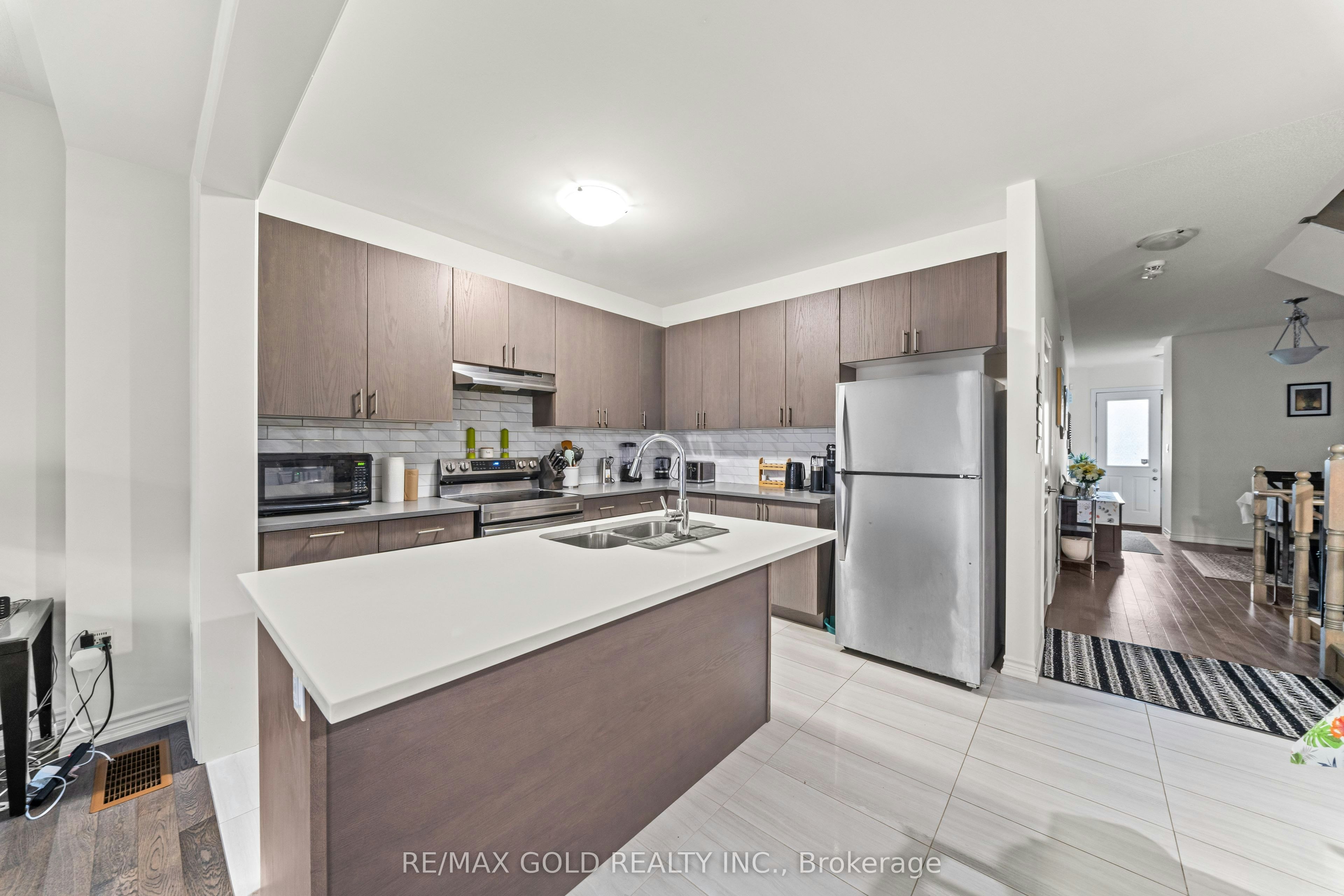 26 Del Grappa Street, Caledon, ON, L7C 4L1 - 11