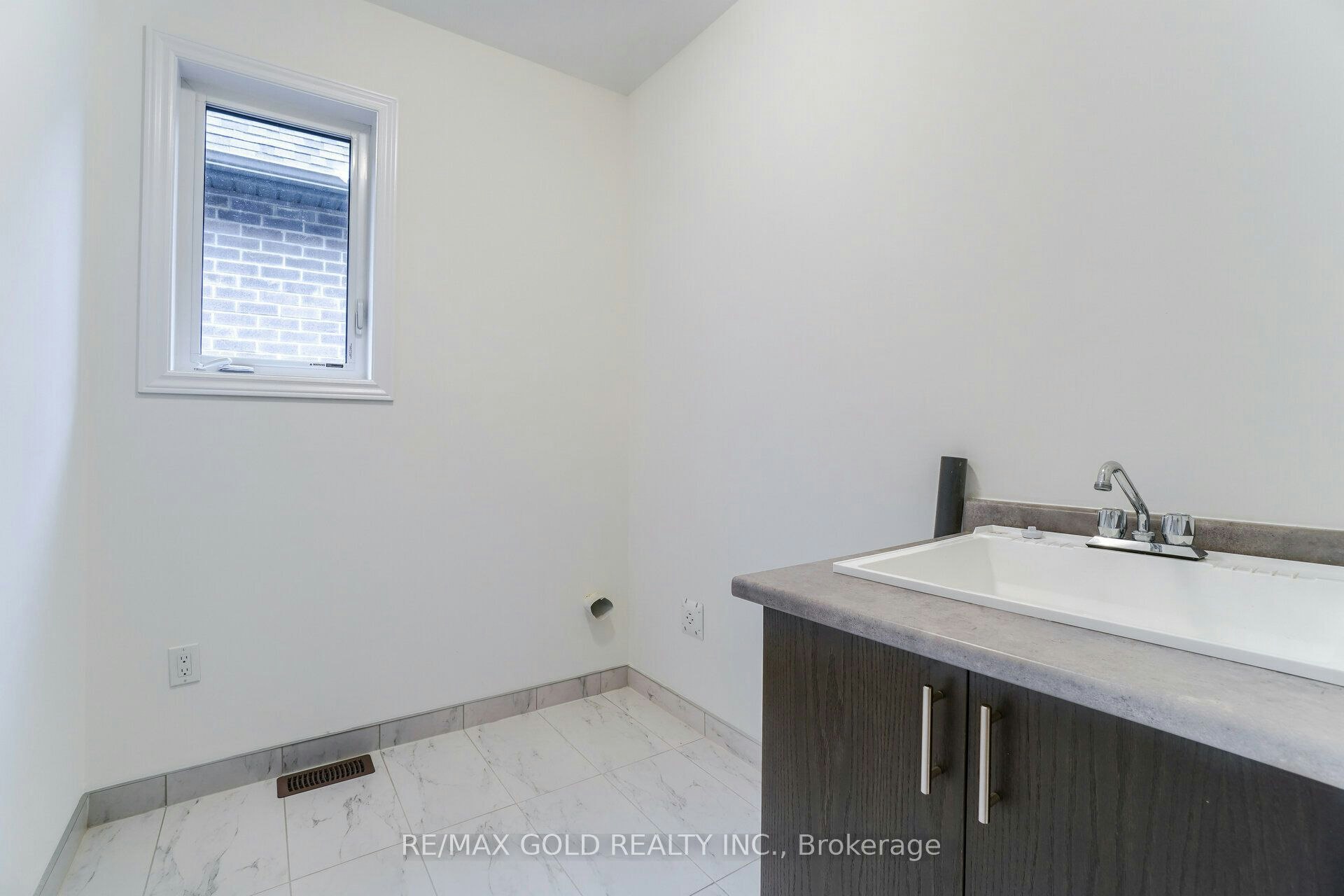 26 Del Grappa Street, Caledon, ON, L7C 4L1 - 37