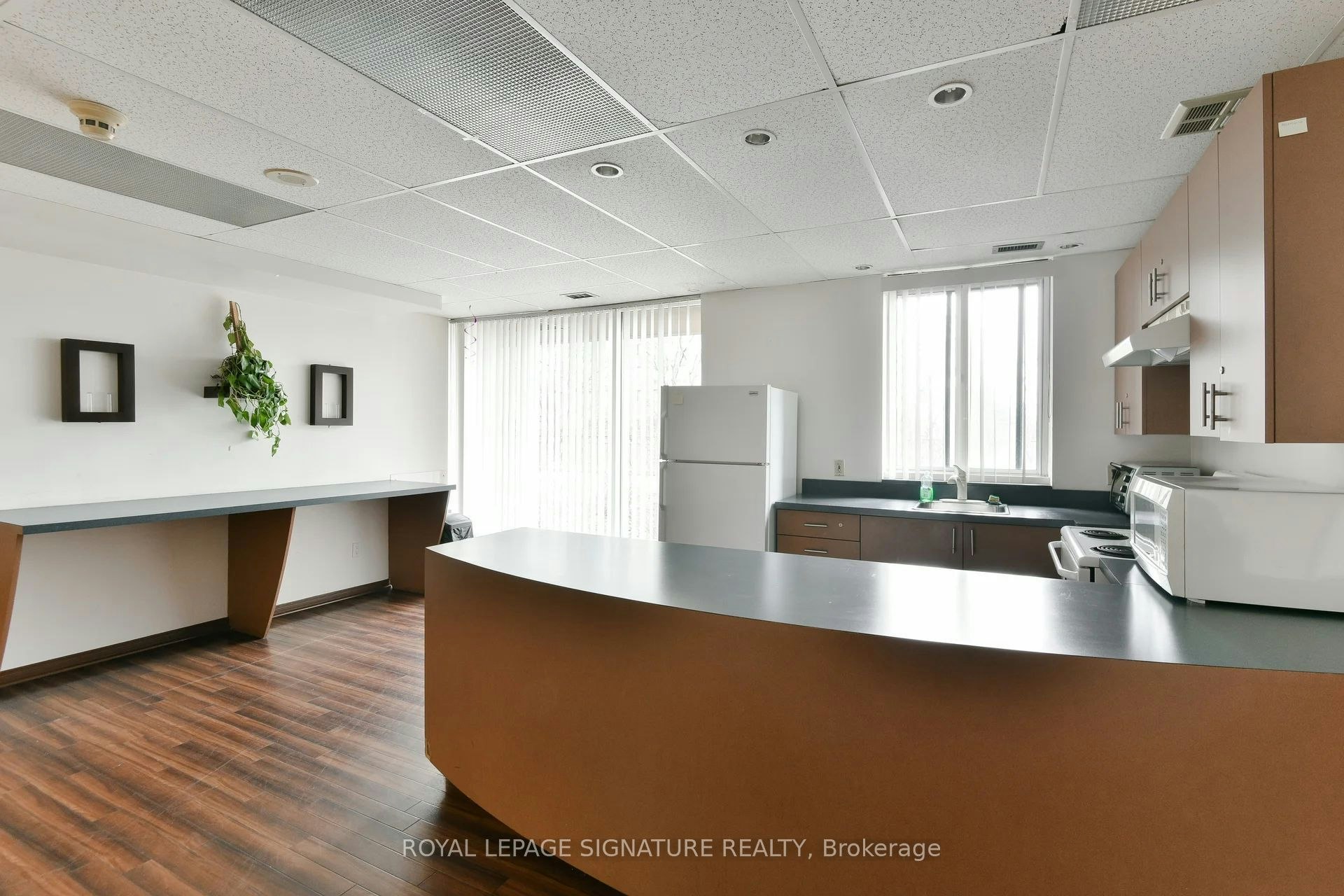 1608-145 Hillcrest Avenue, Mississauga, ON, L5B 3Z1 - 36
