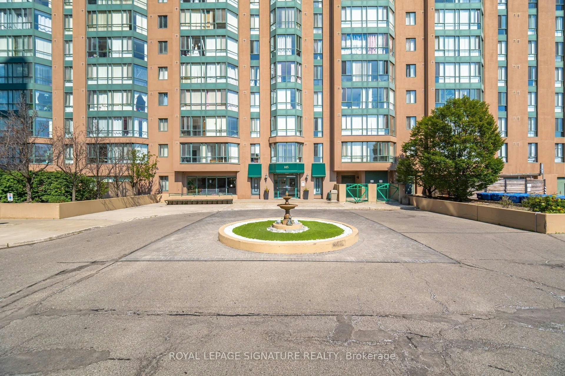 1608-145 Hillcrest Avenue, Mississauga, ON, L5B 3Z1 - 2
