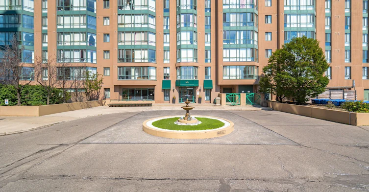 1608-145 Hillcrest Avenue, Mississauga, ON, L5B 3Z1 - 2