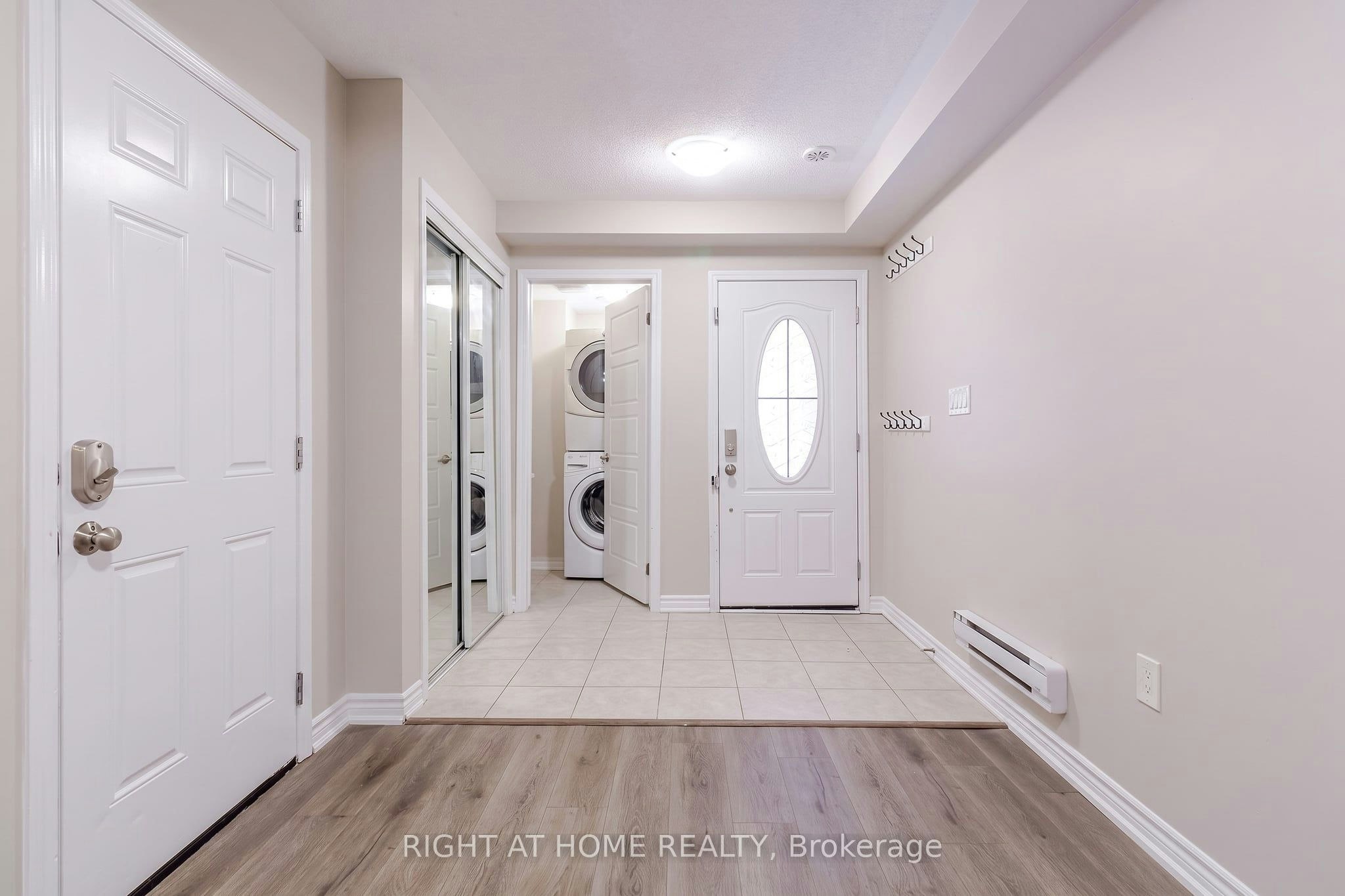 74 Frost Court, Milton, ON, L9T 7K6 - 2