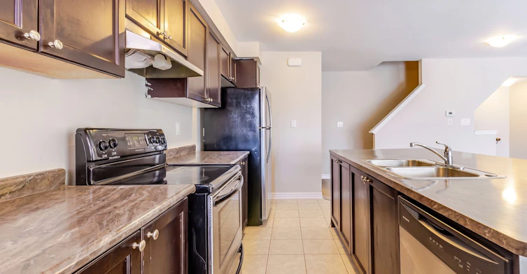 74 Frost Court, Milton, ON, L9T 7K6 - 9