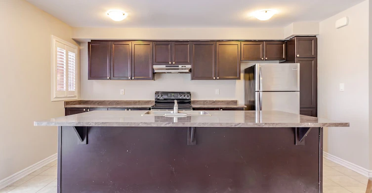 74 Frost Court, Milton, ON, L9T 7K6 - 7