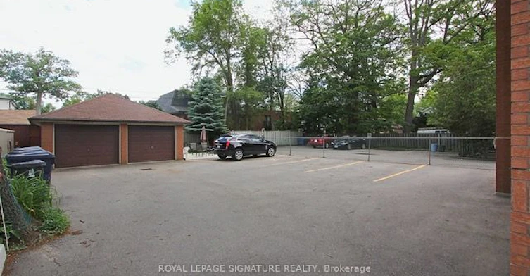 3-31 Marina Avenue, Toronto, ON, M8W 1K4 - 2