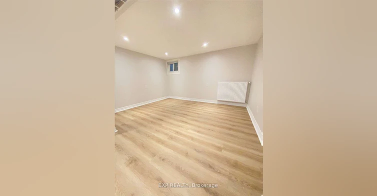 Lower-27 Snider Avenue, Toronto, ON, M6E 4R8 - 9