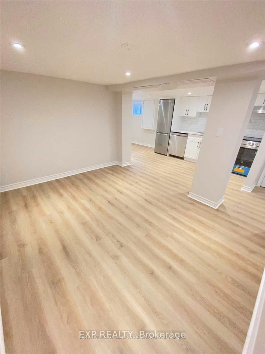 Lower-27 Snider Avenue, Toronto, ON, M6E 4R8 - 8