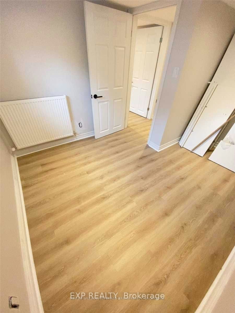 Lower-27 Snider Avenue, Toronto, ON, M6E 4R8 - 10