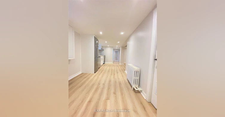 Lower-27 Snider Avenue, Toronto, ON, M6E 4R8