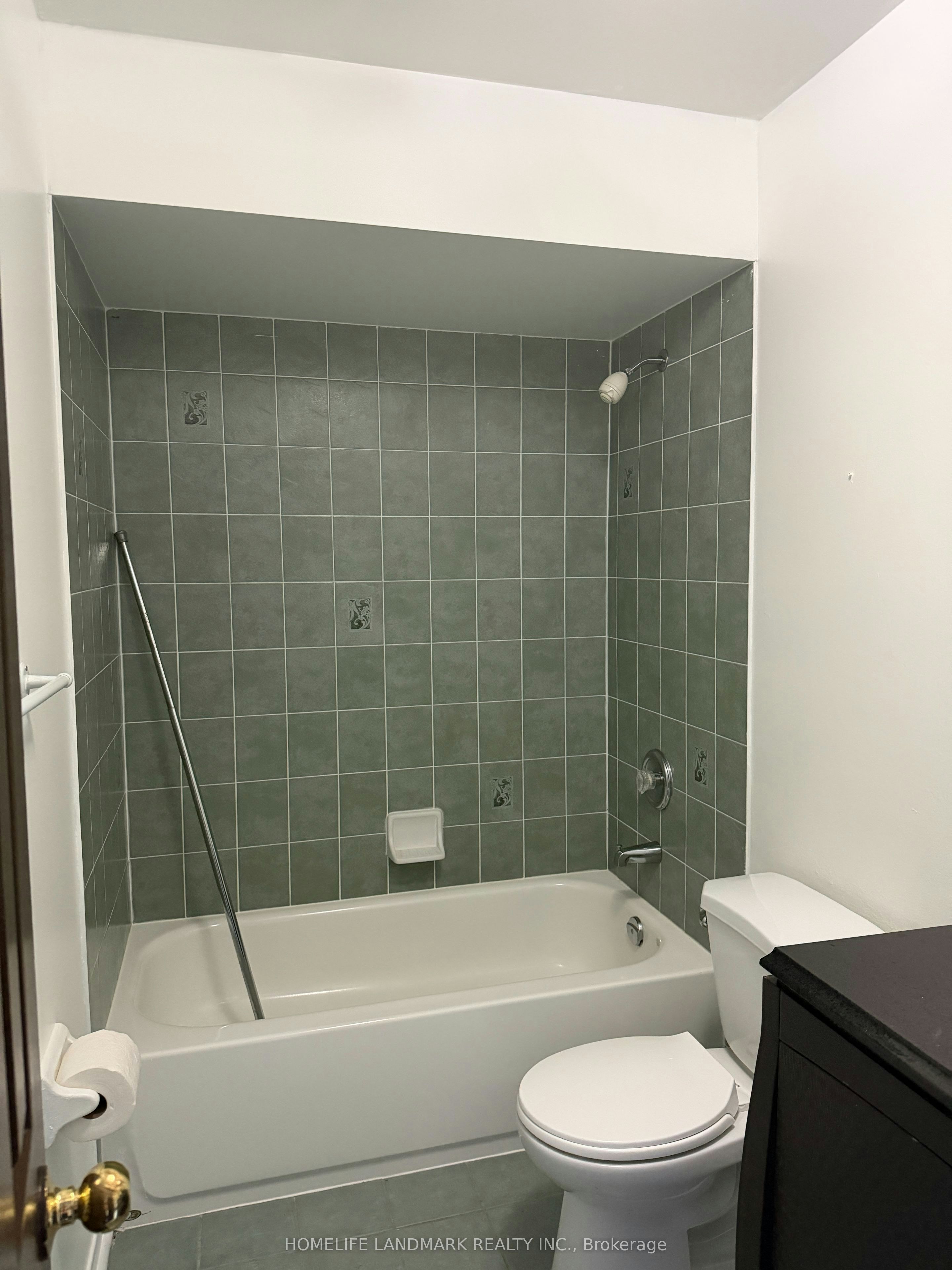 1226 Windbrook Grove, Mississauga, ON, L5V 2V1 - 8