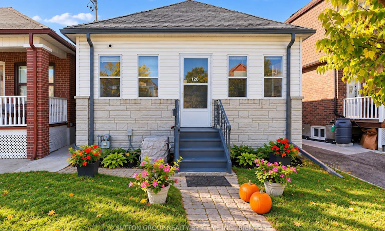 120 Brownville Avenue