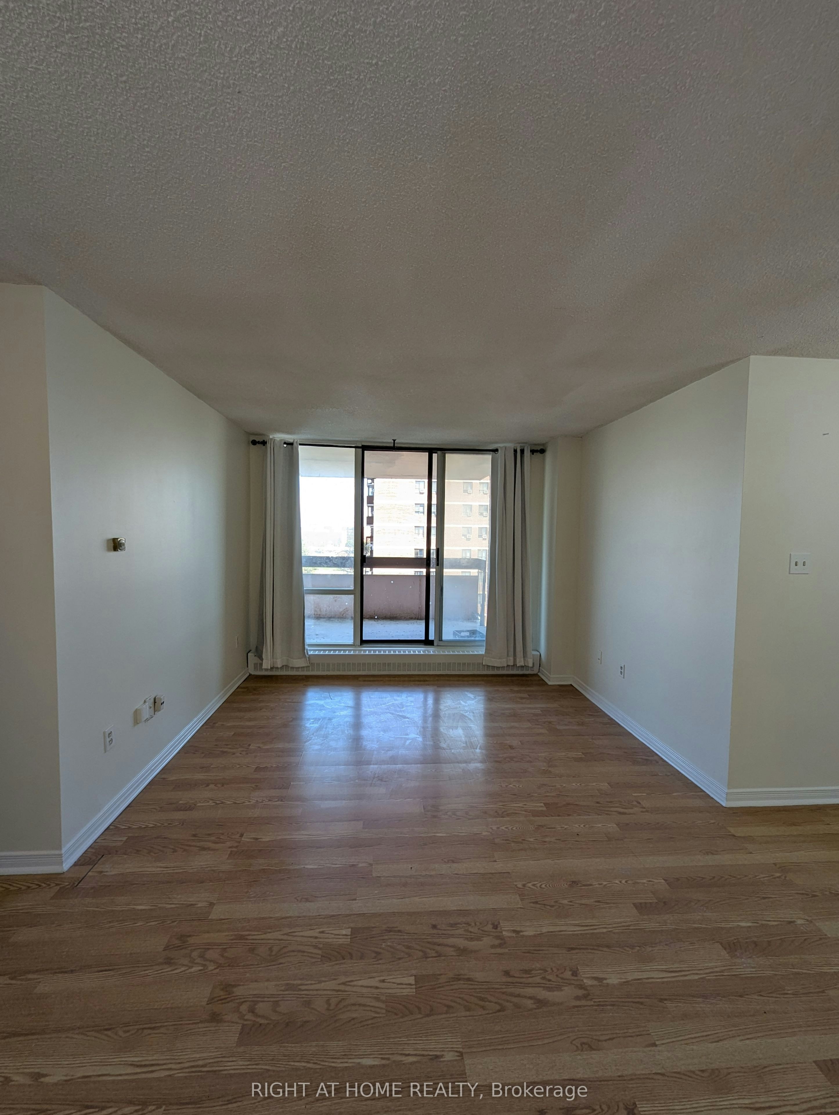 708-1615 Bloor Street N, Mississauga, ON, L4X 1S2 - 8