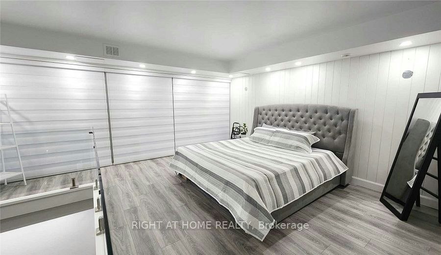 110-1040 The Queensway Avenue, Toronto, ON, M8Z 0A7 - 16