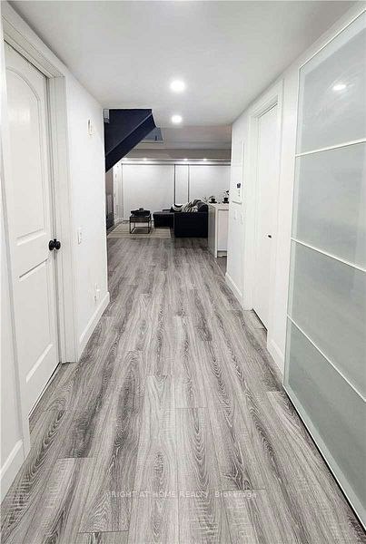 110-1040 The Queensway Avenue, Toronto, ON, M8Z 0A7 - 7