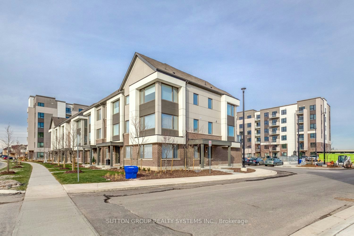 301-1105 Leger Way, Milton, ON, L9E 1K7 - 2