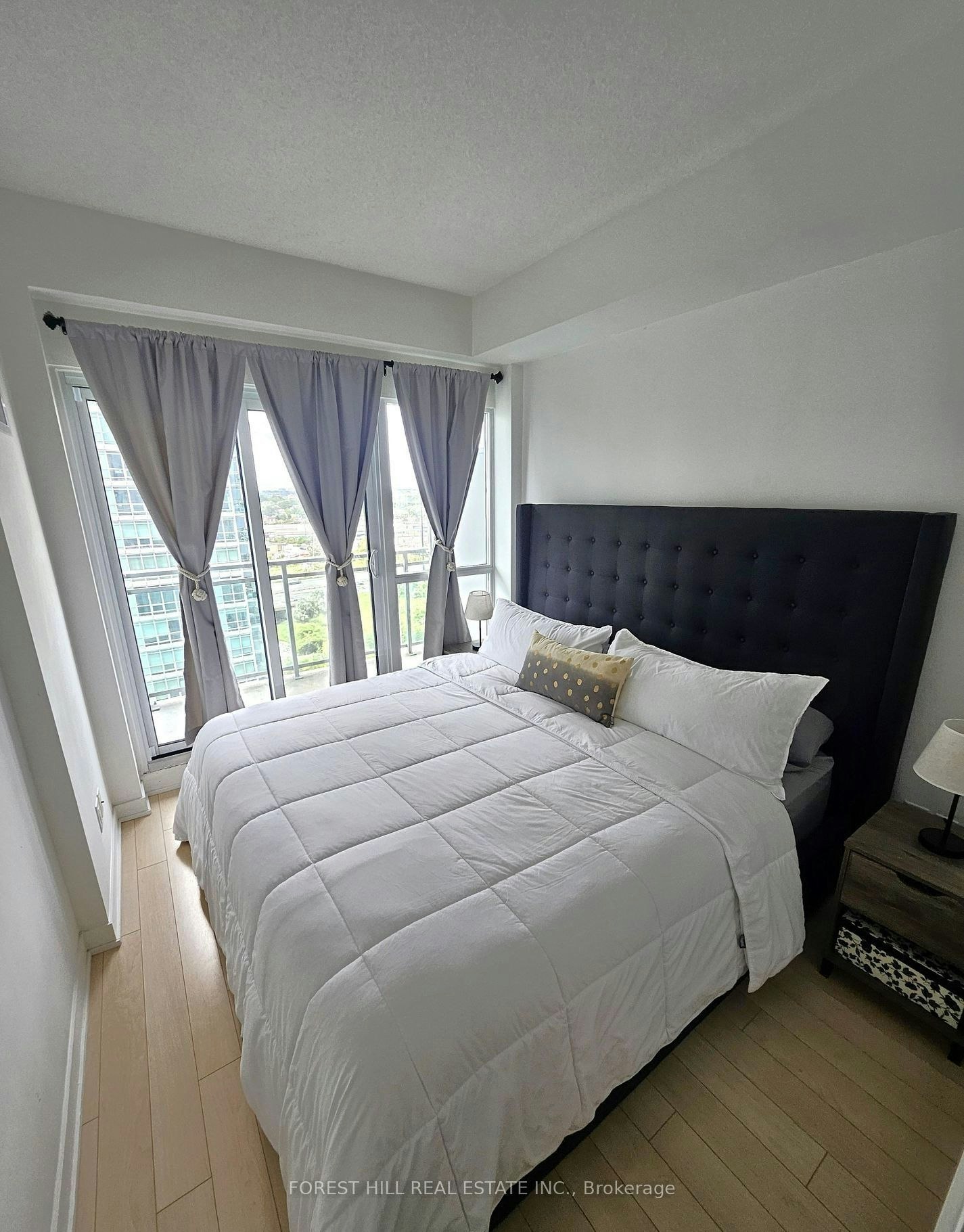 1334-165 Legion Road N, Toronto, ON, M8Y 0B3 - 7