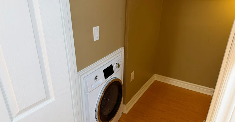 Basement-7448 Village Walk N/A, Mississauga, ON, L5W 2V7 - 14