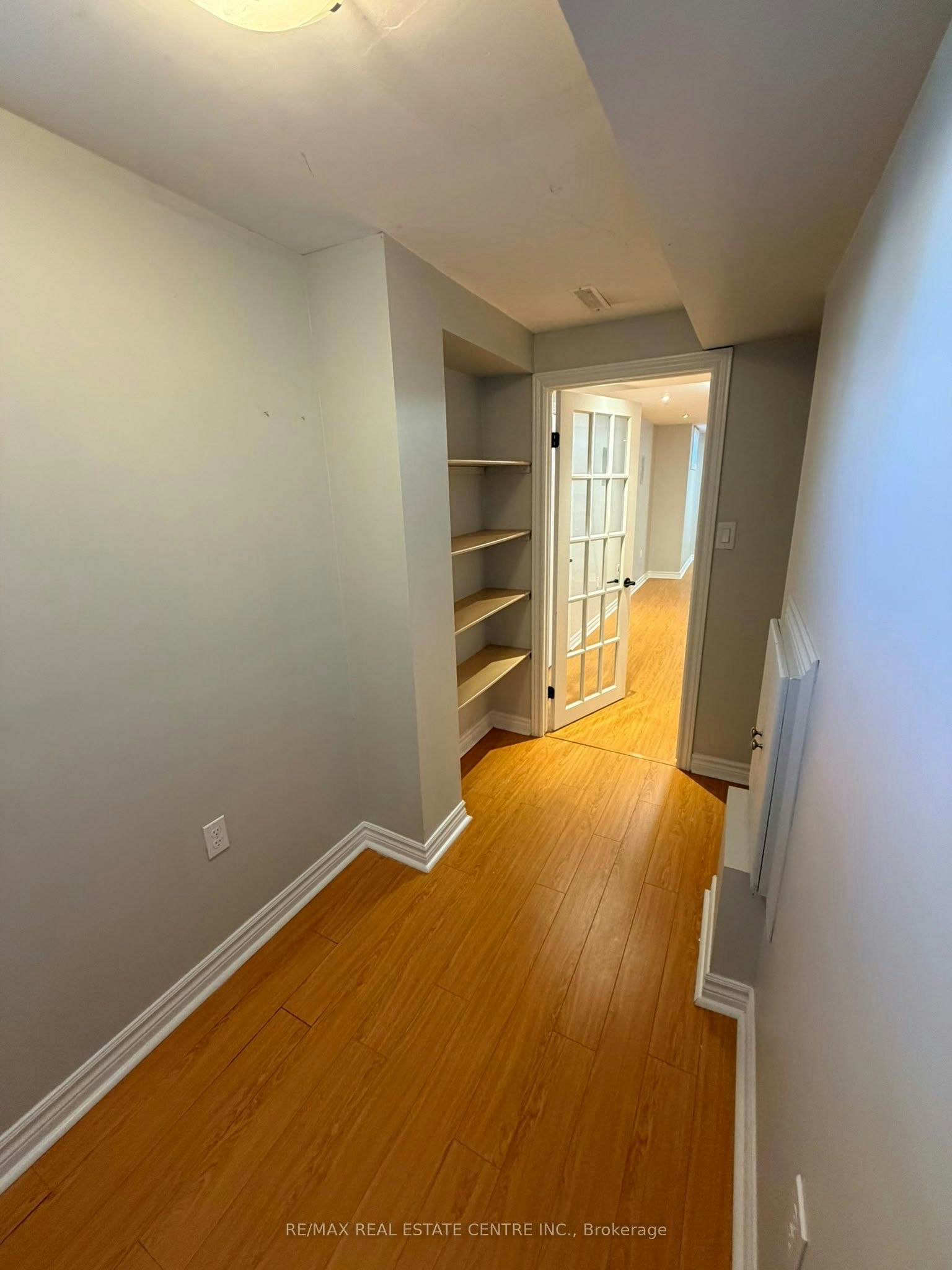 Basement-7448 Village Walk N/A, Mississauga, ON, L5W 2V7 - 26