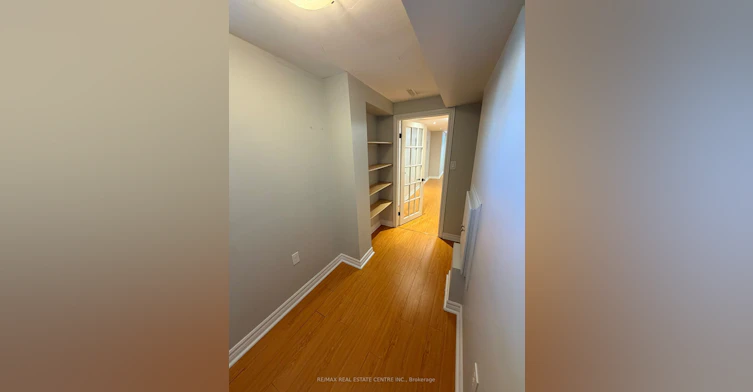 Basement-7448 Village Walk N/A, Mississauga, ON, L5W 2V7 - 26