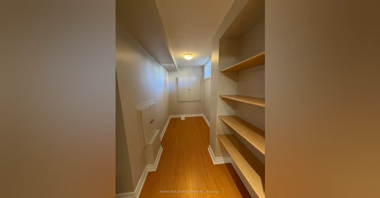 Basement-7448 Village Walk N/A, Mississauga, ON, L5W 2V7 - 27