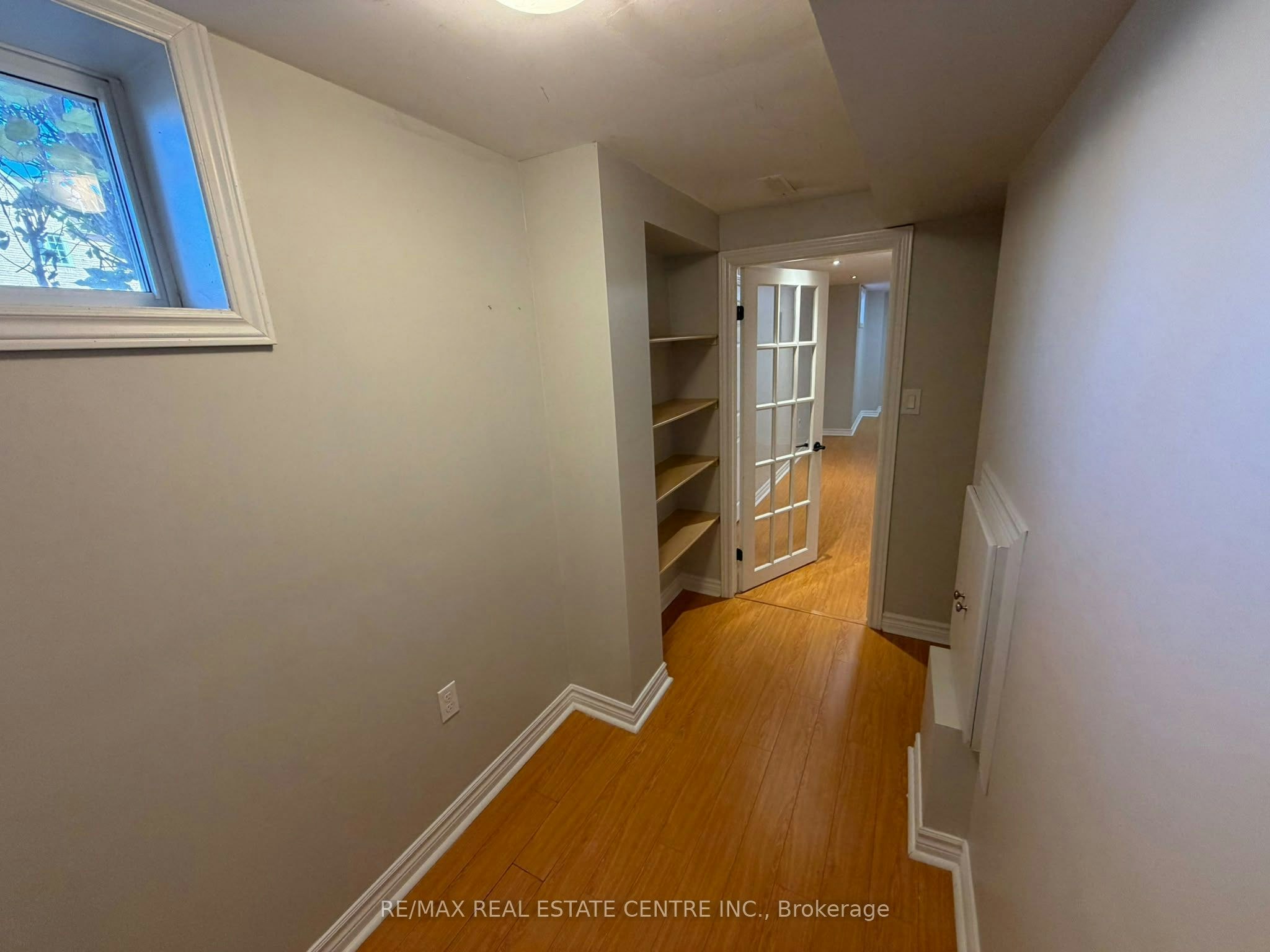 Basement-7448 Village Walk N/A, Mississauga, ON, L5W 2V7 - 18