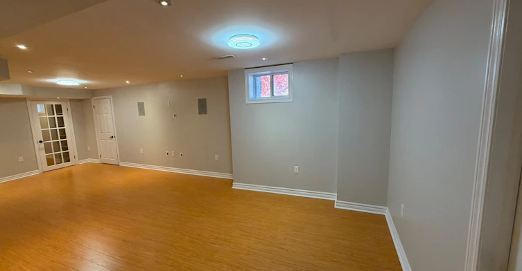 Basement-7448 Village Walk N/A, Mississauga, ON, L5W 2V7 - 10