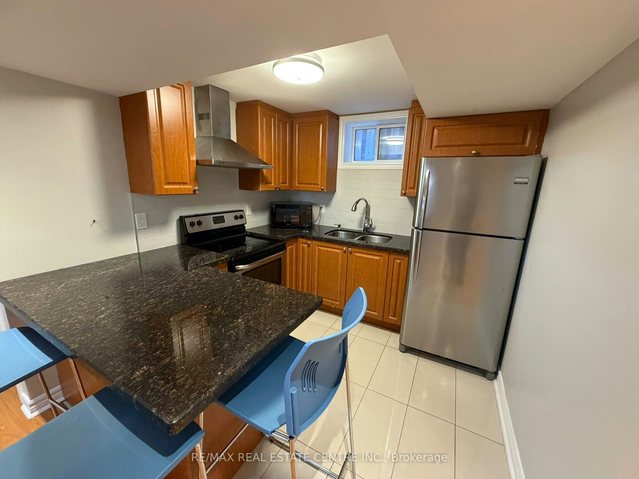 Basement-7448 Village Walk N/A, Mississauga, ON, L5W 2V7 - 23