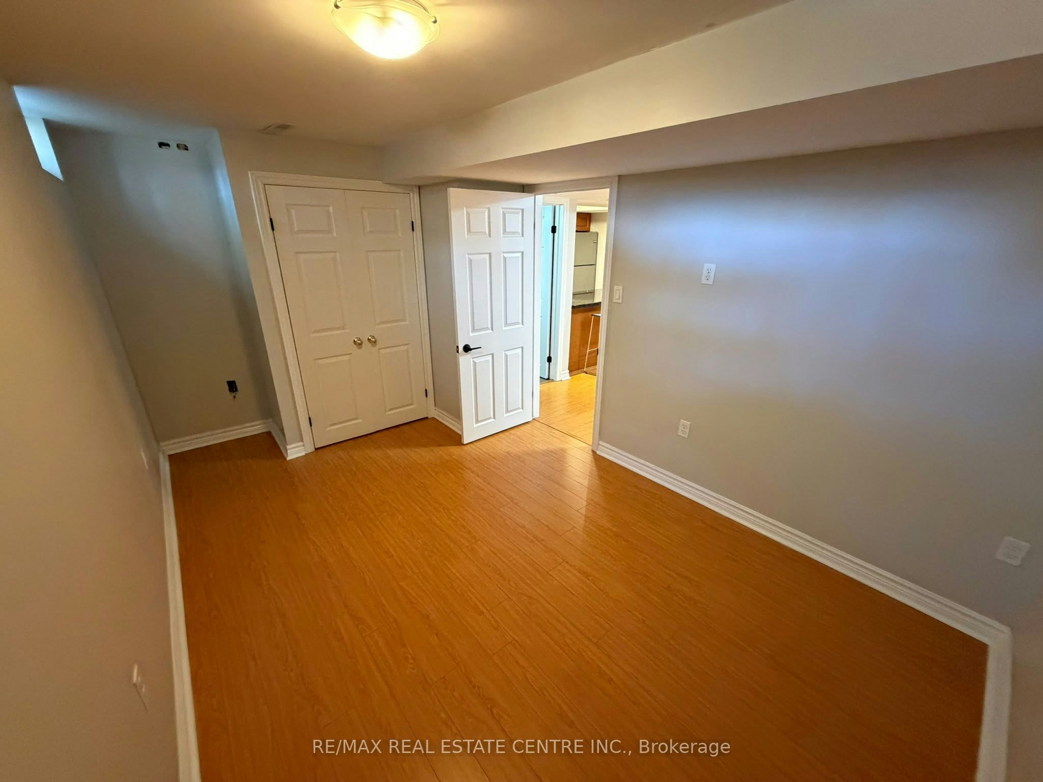 Basement-7448 Village Walk N/A, Mississauga, ON, L5W 2V7 - 6
