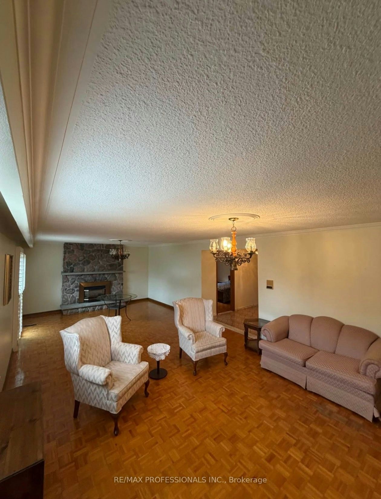 78 Roxaline Street, Toronto, ON, M9P 2Z2 - 10