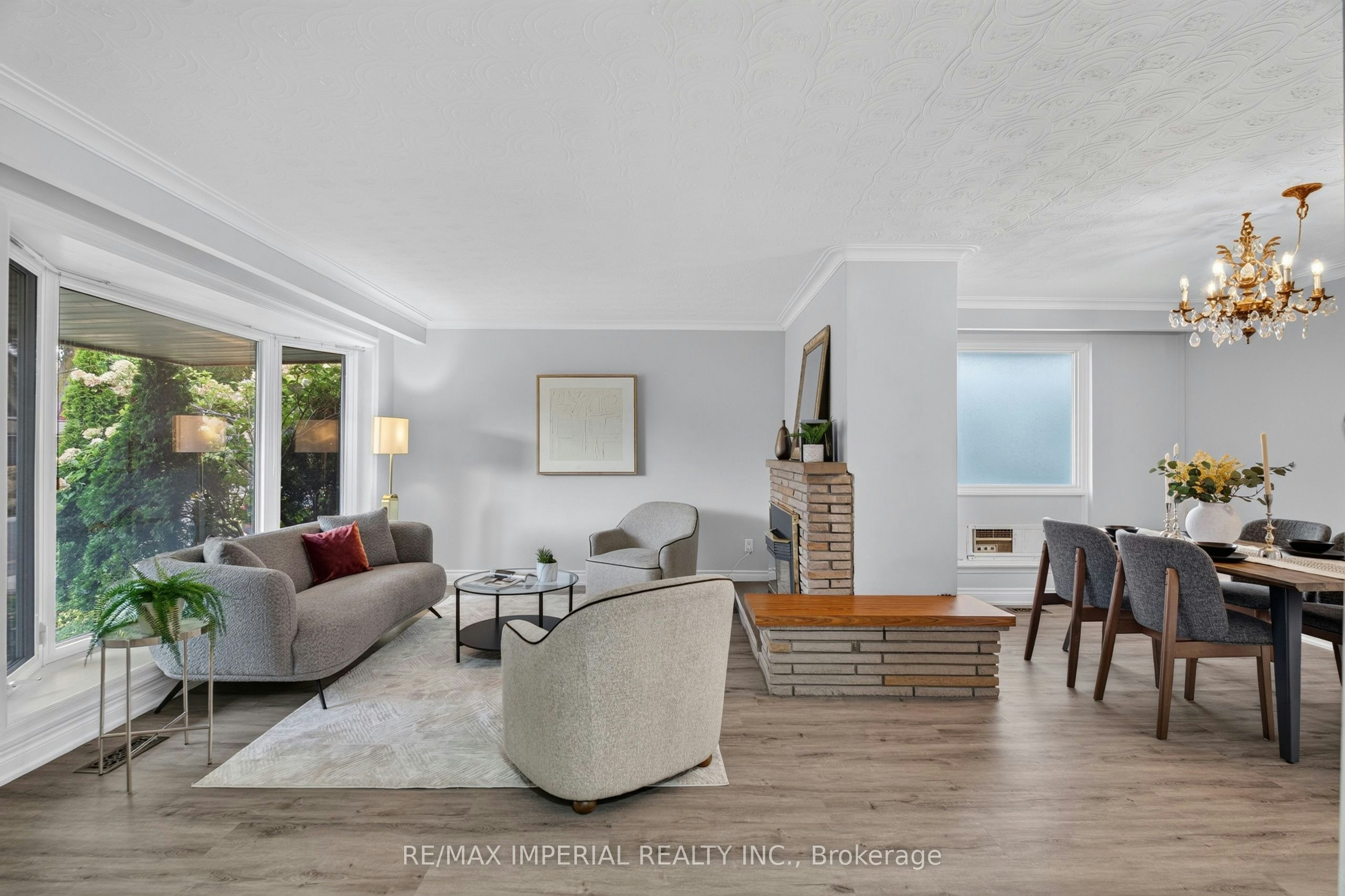 3 Minstrel Drive, Toronto, ON, M8Y 3G3 - 5
