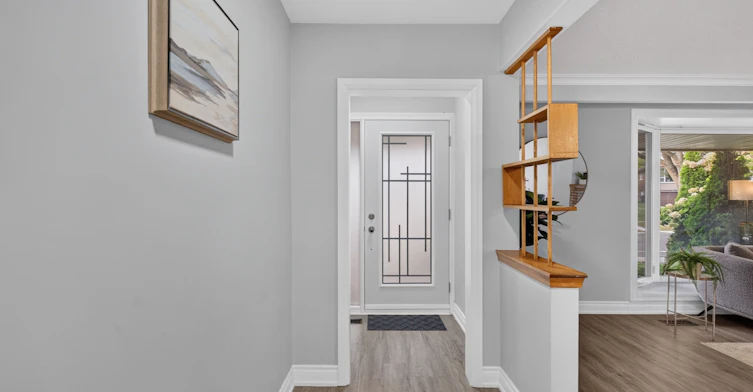 3 Minstrel Drive, Toronto, ON, M8Y 3G3 - 3