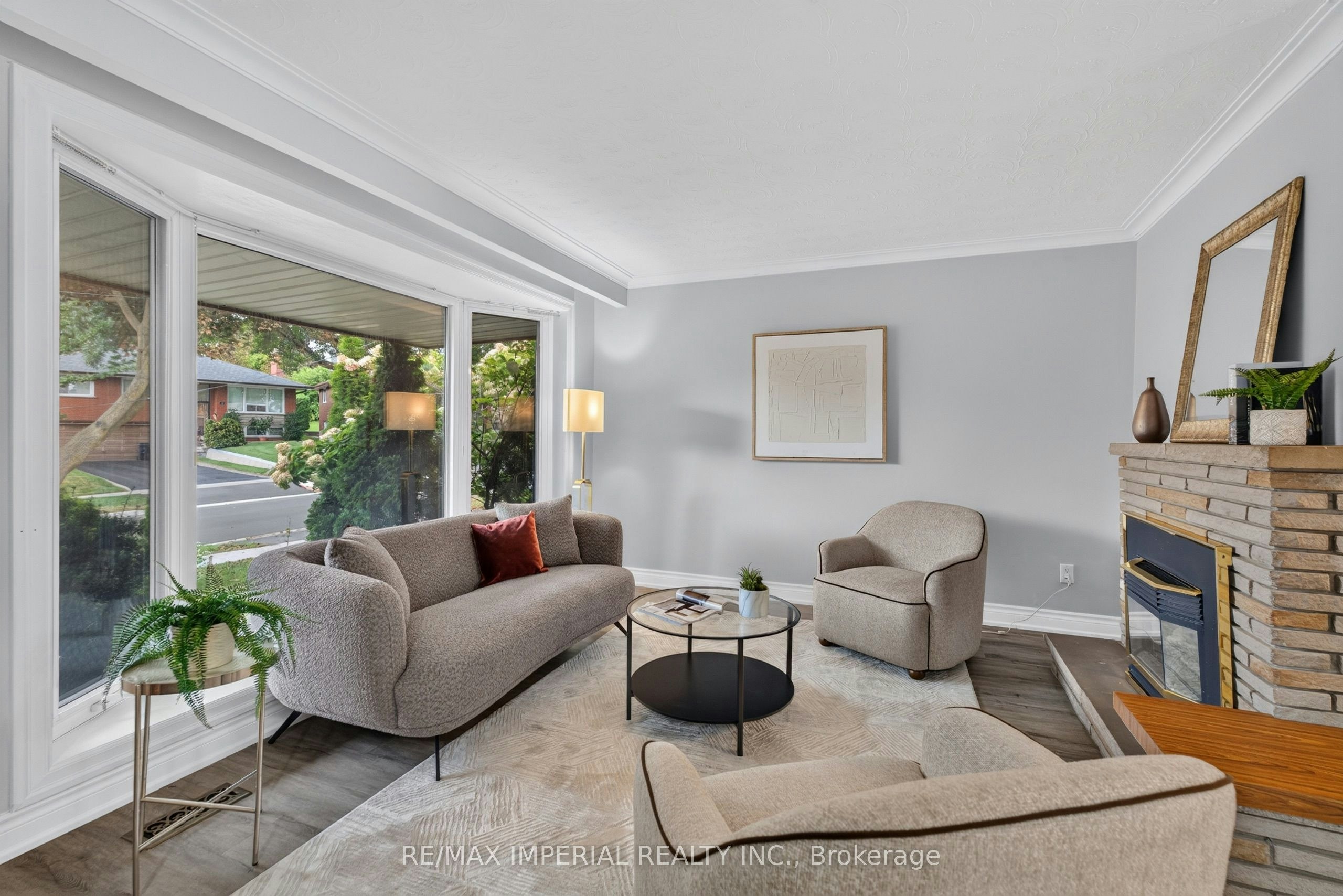 3 Minstrel Drive, Toronto, ON, M8Y 3G3 - 7