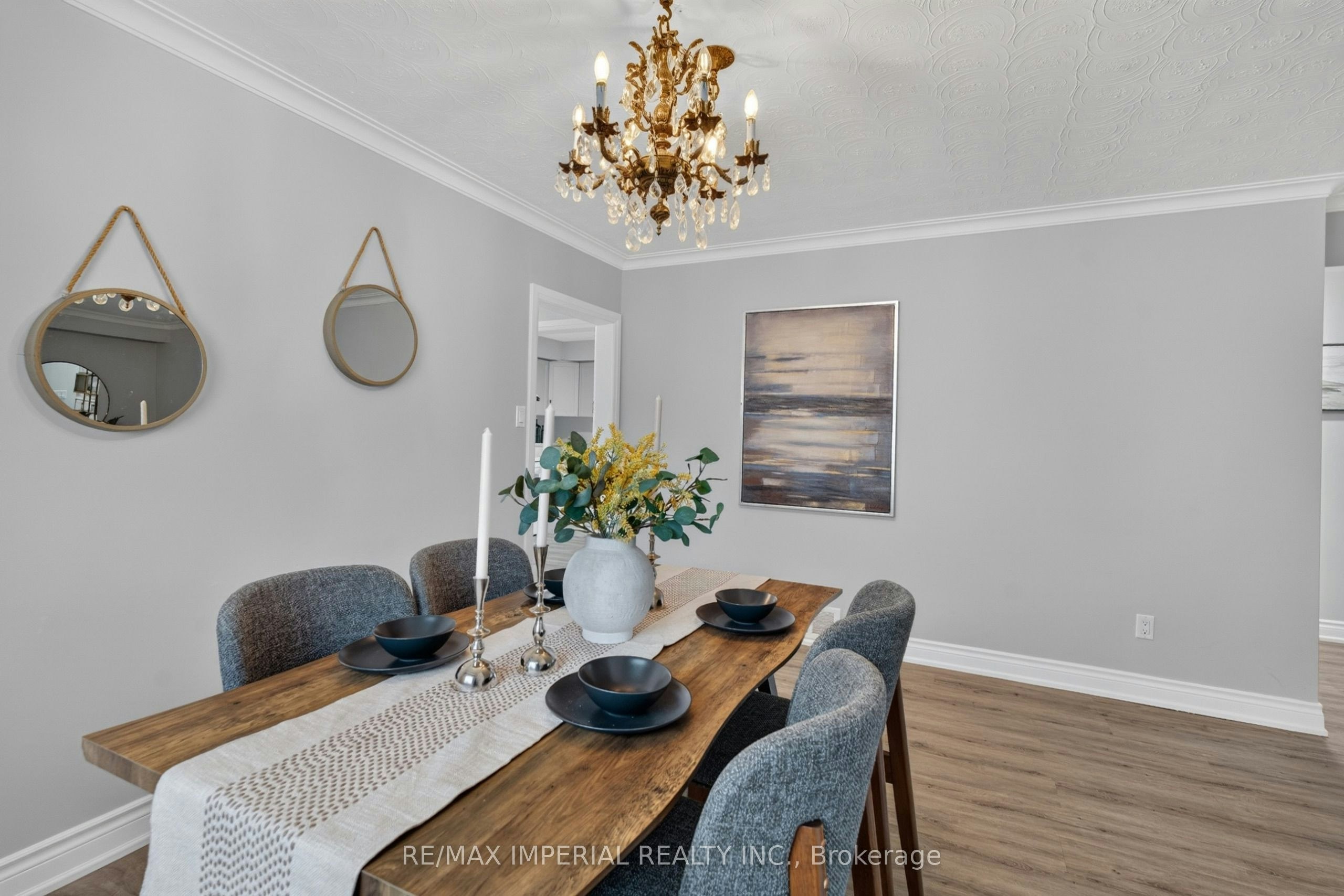 3 Minstrel Drive, Toronto, ON, M8Y 3G3 - 12