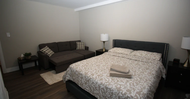 5-2 Glen Gordon Road, Toronto, ON, M6P 1B8 - 8