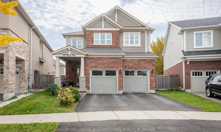868 Paupst Place