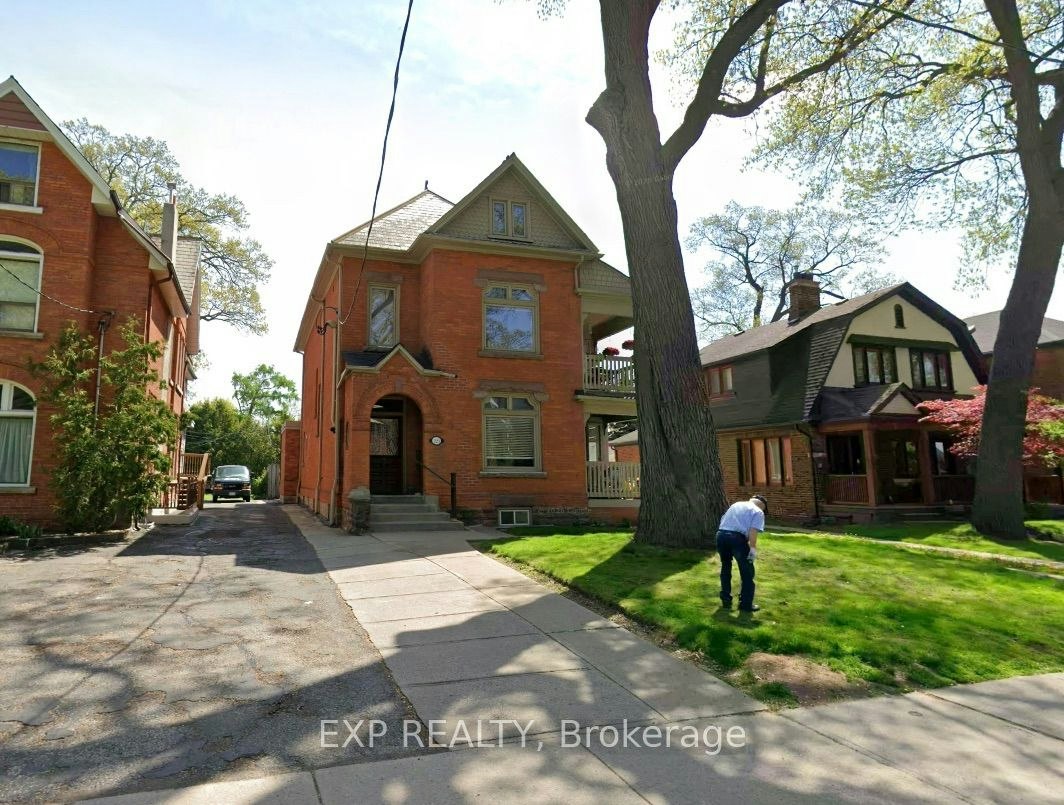 Apt. #2-223 Evelyn Avenue, Toronto, ON, M6P 2Z8 - 19