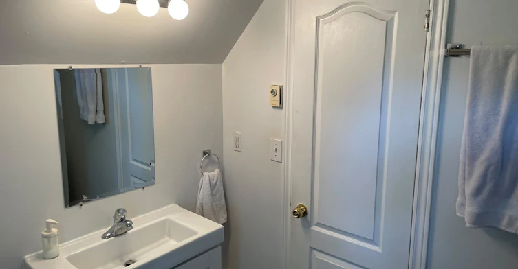 Apt. #2-223 Evelyn Avenue, Toronto, ON, M6P 2Z8 - 8