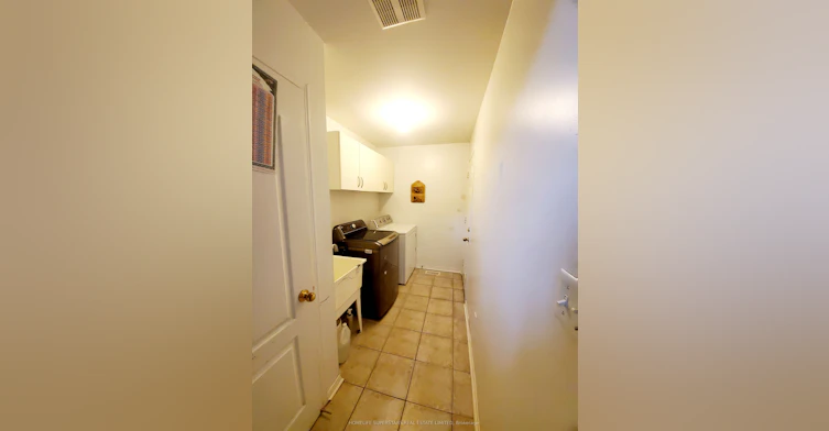 6096 Windfleet Crescent, Mississauga, ON, L5V 2Z6 - 19