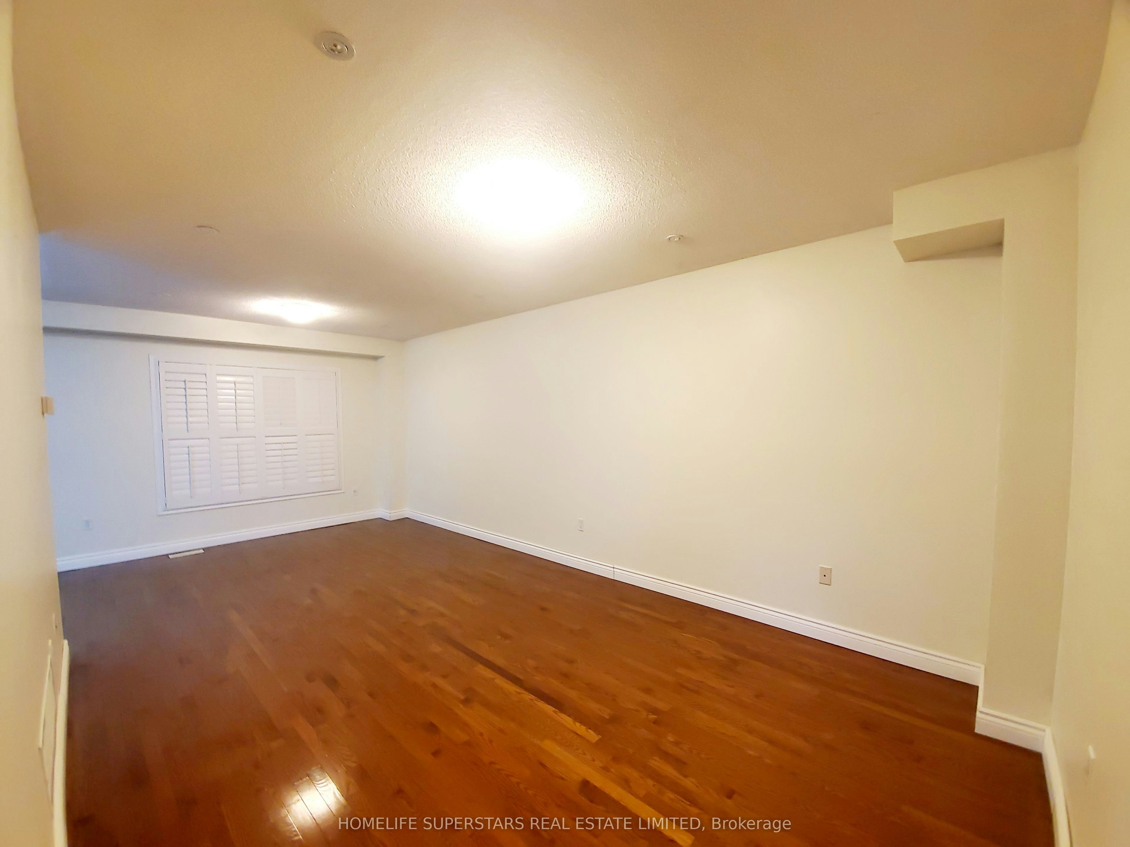 6096 Windfleet Crescent, Mississauga, ON, L5V 2Z6 - 3