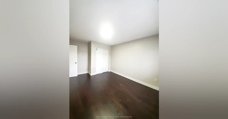 6096 Windfleet Crescent, Mississauga, ON, L5V 2Z6 - 11