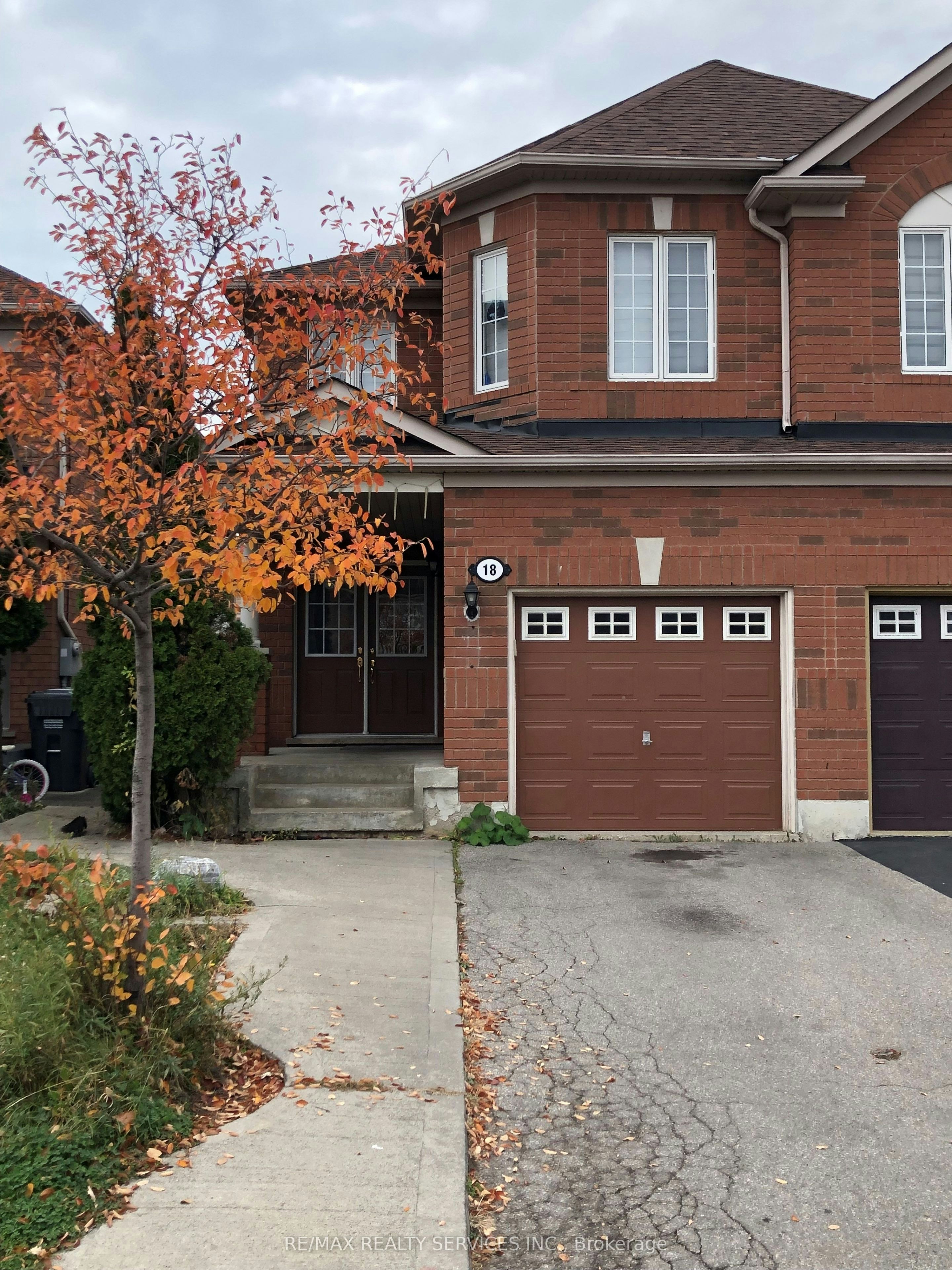 18 Herdwick Street, Brampton, ON, L6S 6L7