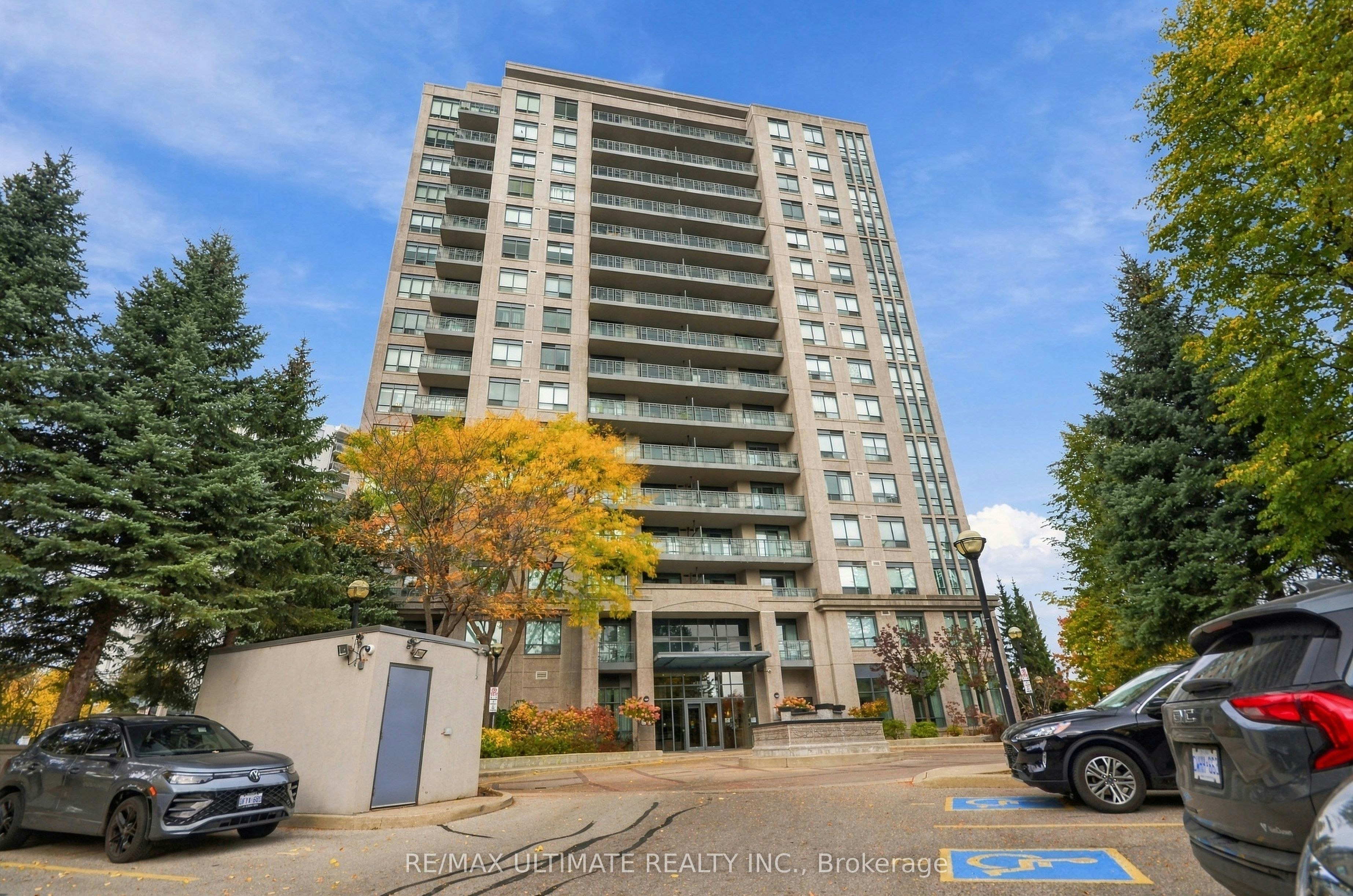 501-38 Fontenay Court, Toronto, ON, M9A 5H5