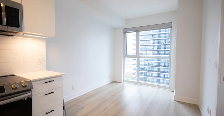 3006-33 Shore Breeze Drive, Toronto, ON, M8V 0G1 - 4
