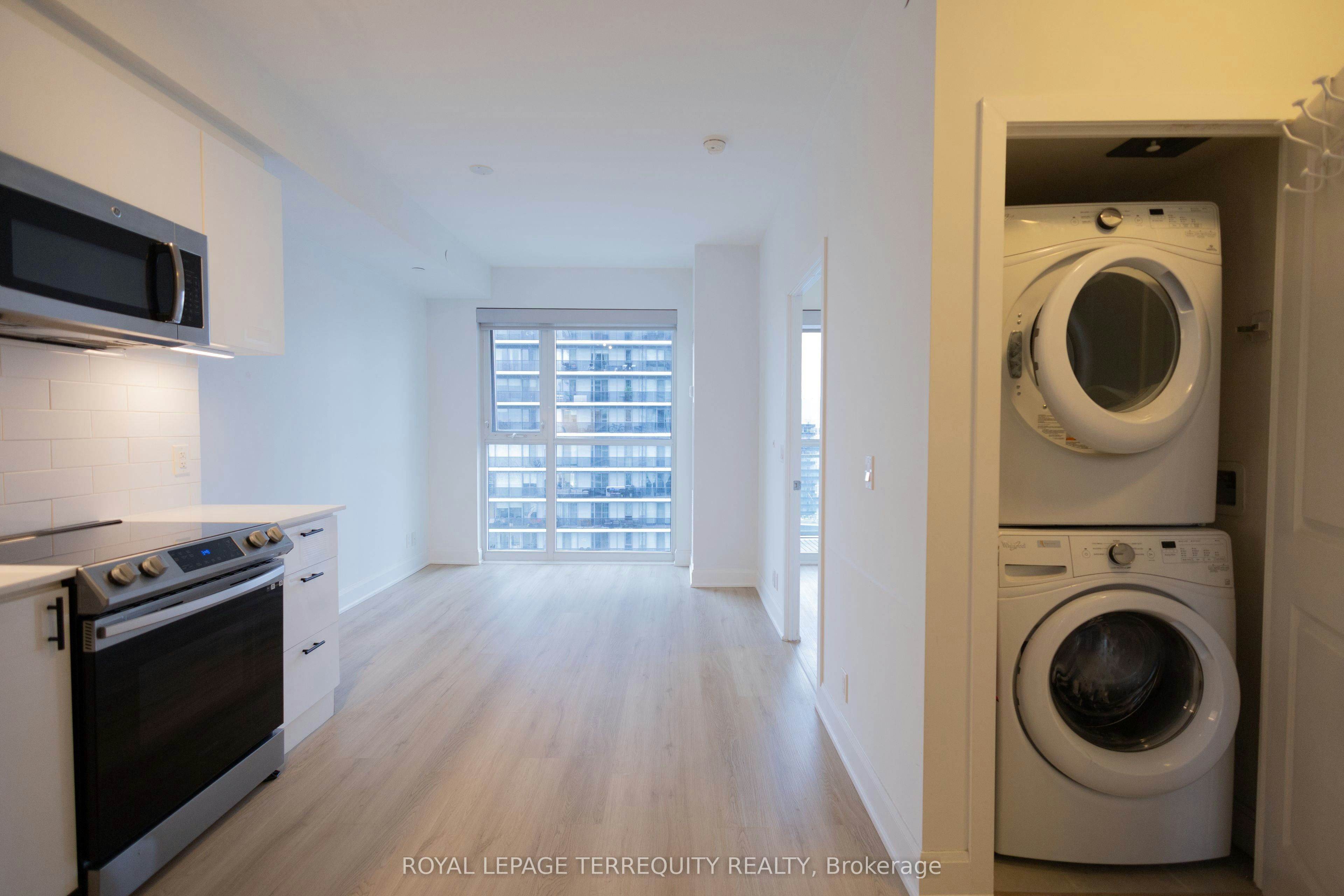 3006-33 Shore Breeze Drive, Toronto, ON, M8V 0G1 - 5