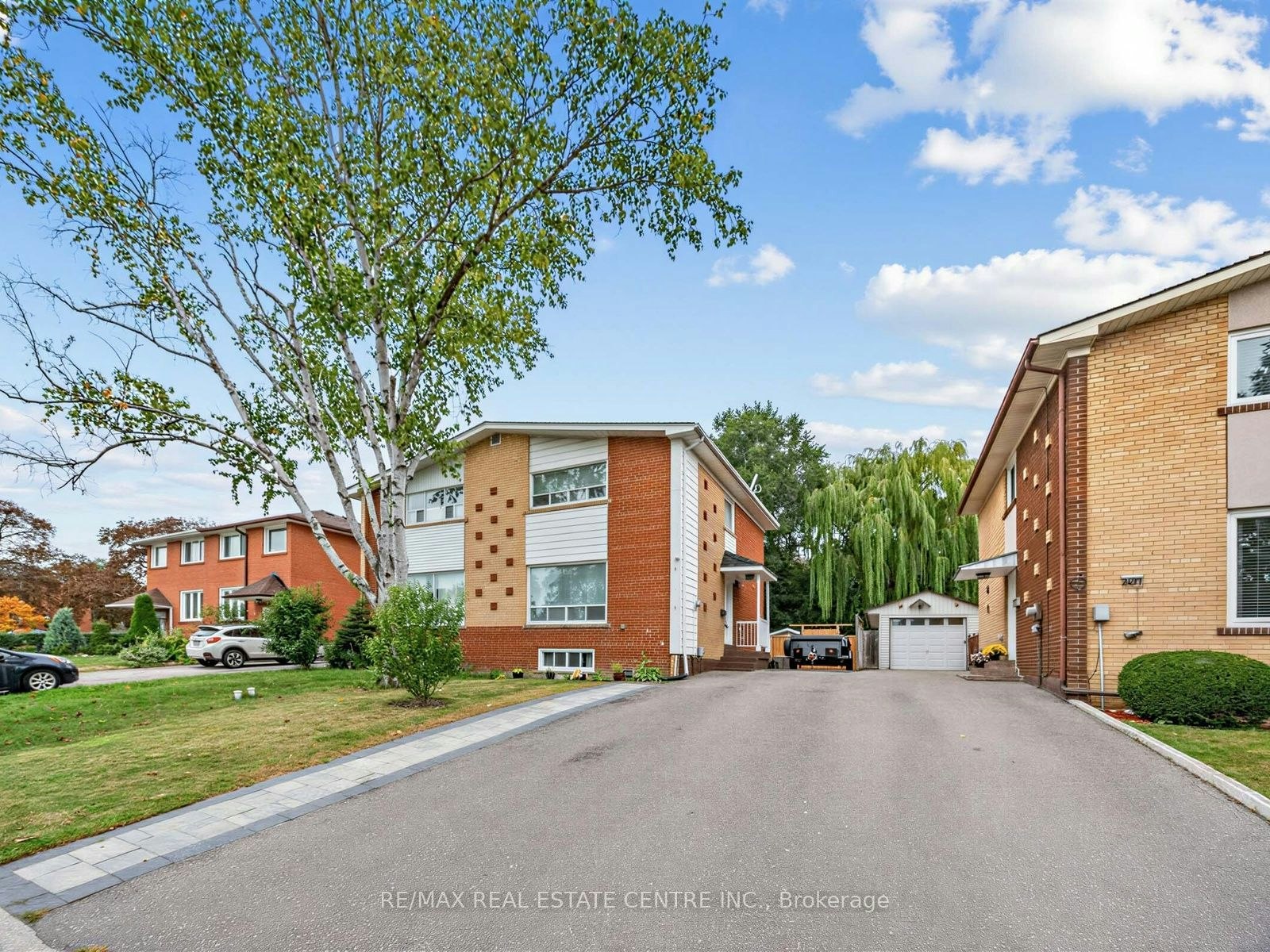 2475 Brookhurst Road, Mississauga, ON, L5J 1R4