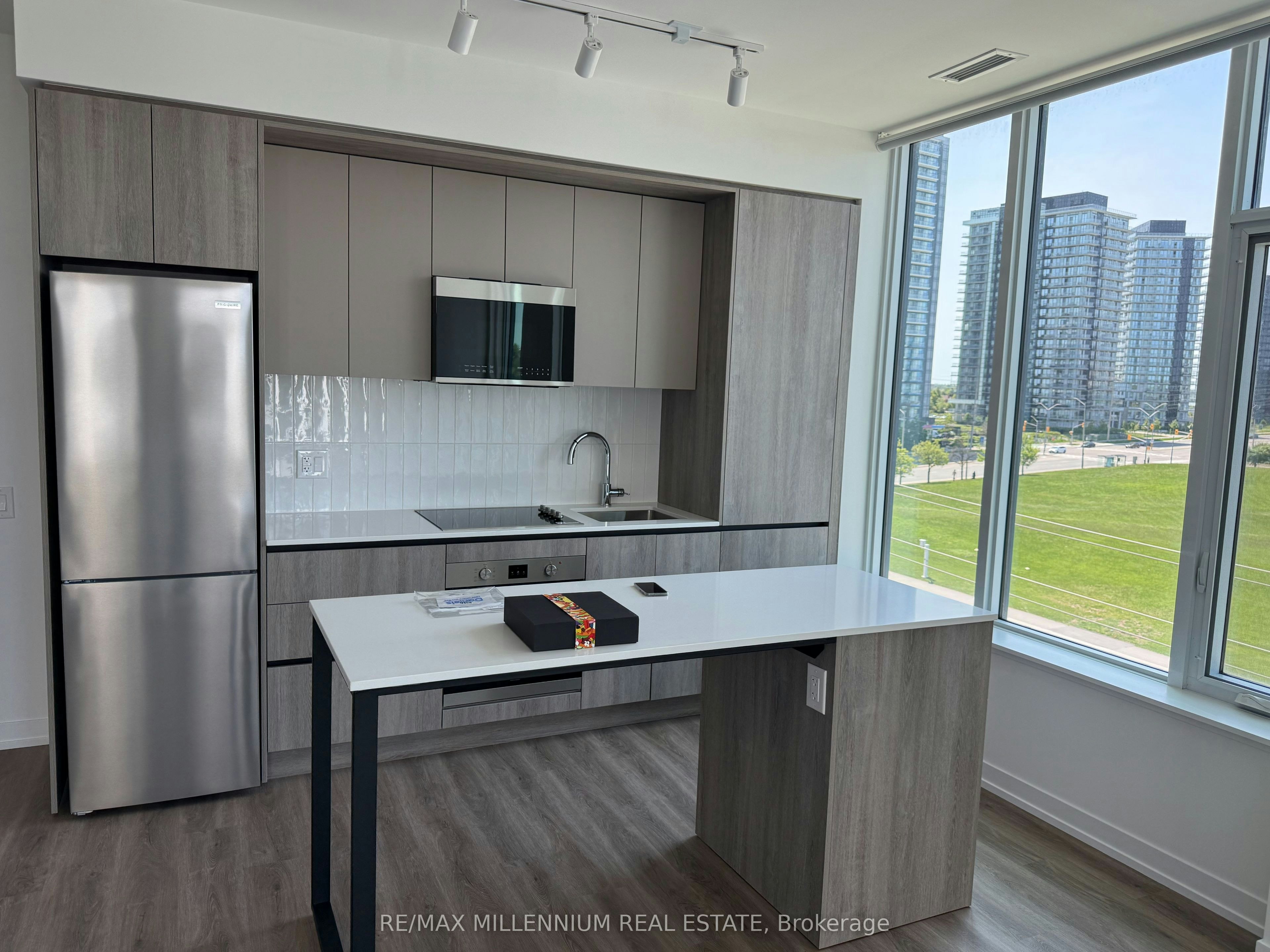803-2485 Eglinton Avenue, Mississauga, ON, L5M 2T1 - 7