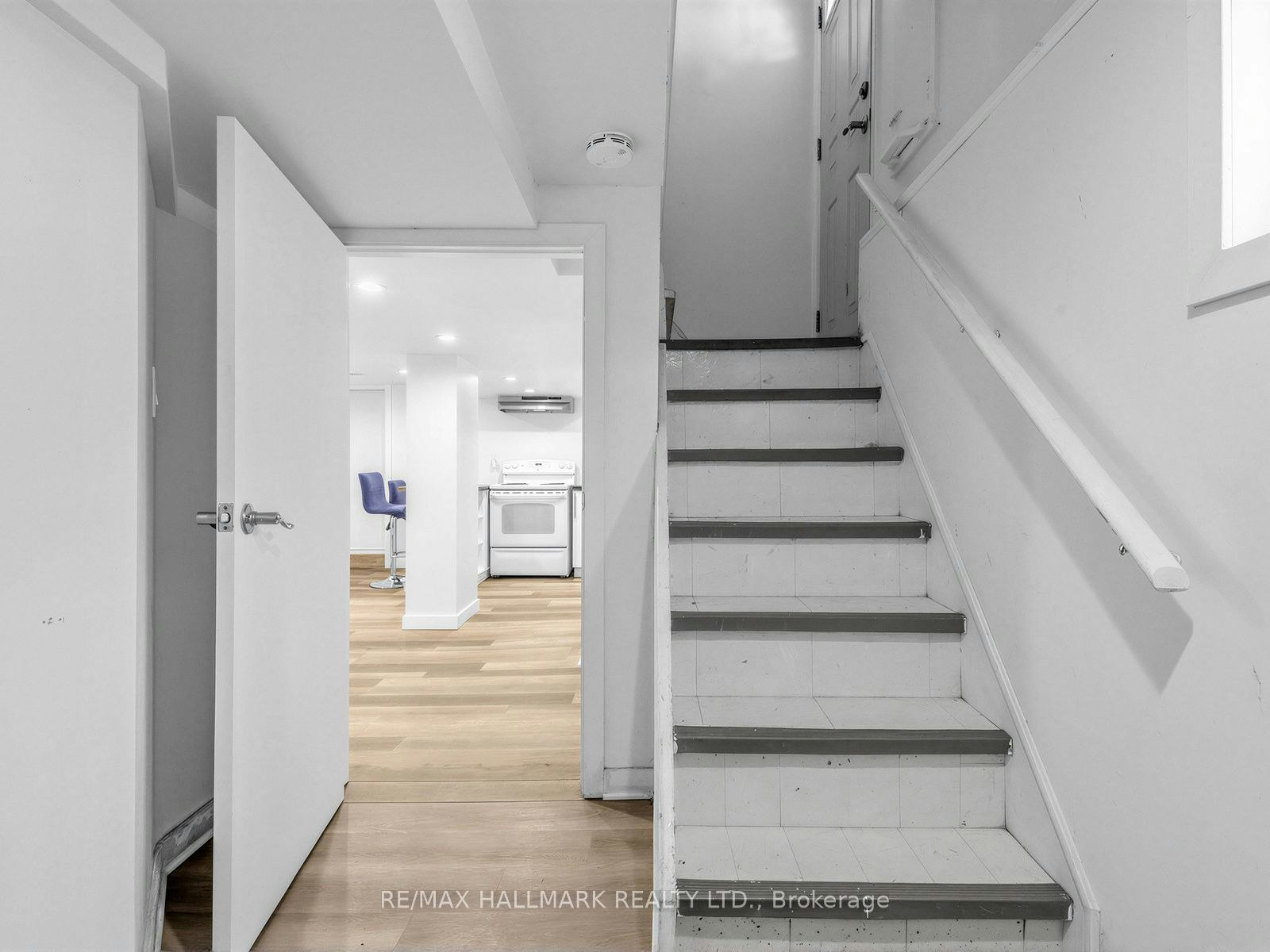 Basement-10 Hartley Avenue, Toronto, ON, M6E 4E6 - 2